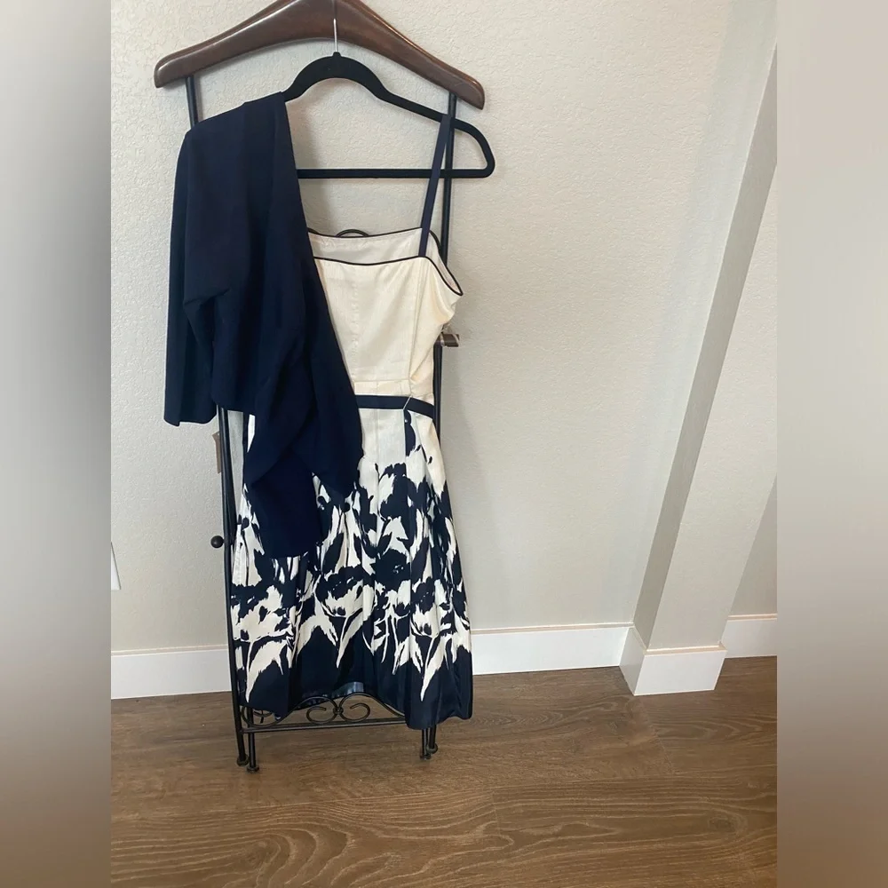 Dress barn dress, never been worn! - Picture 5 of 6